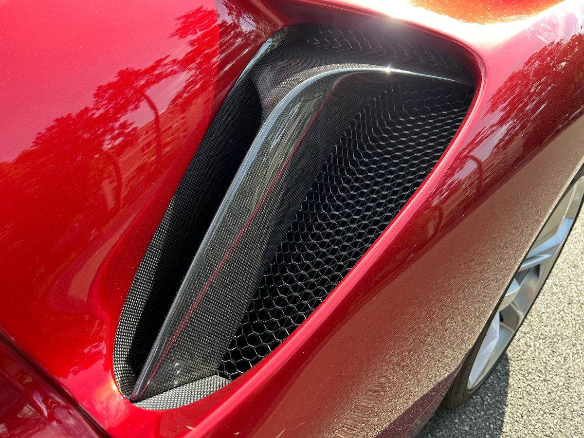 FERRARI SF90 Stradale, Plug-in-Hybrid Benzina/Elettrica, Occasioni / Usate, Automatico - 4