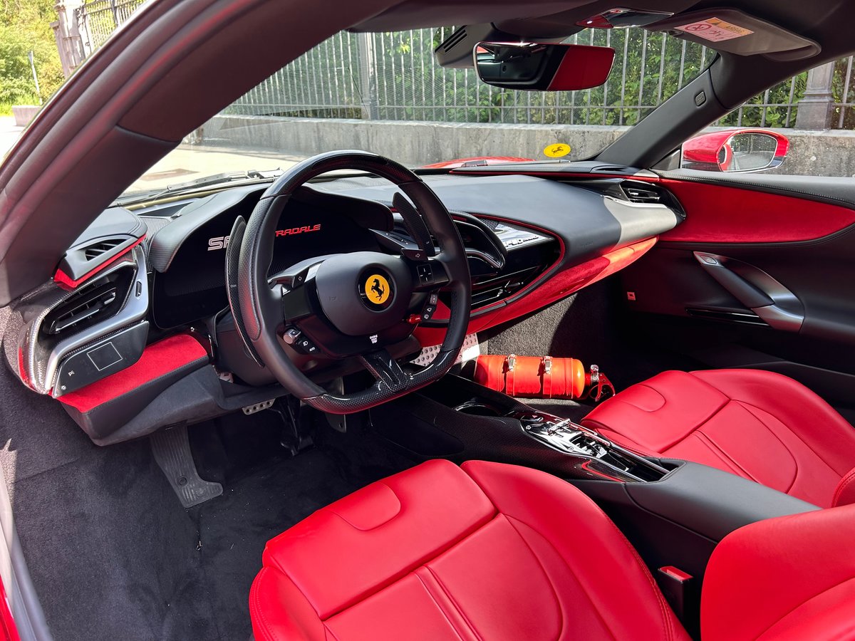 FERRARI SF90 Stradale, Plug-in-Hybrid Benzina/Elettrica, Occasioni / Usate, Automatico - 5