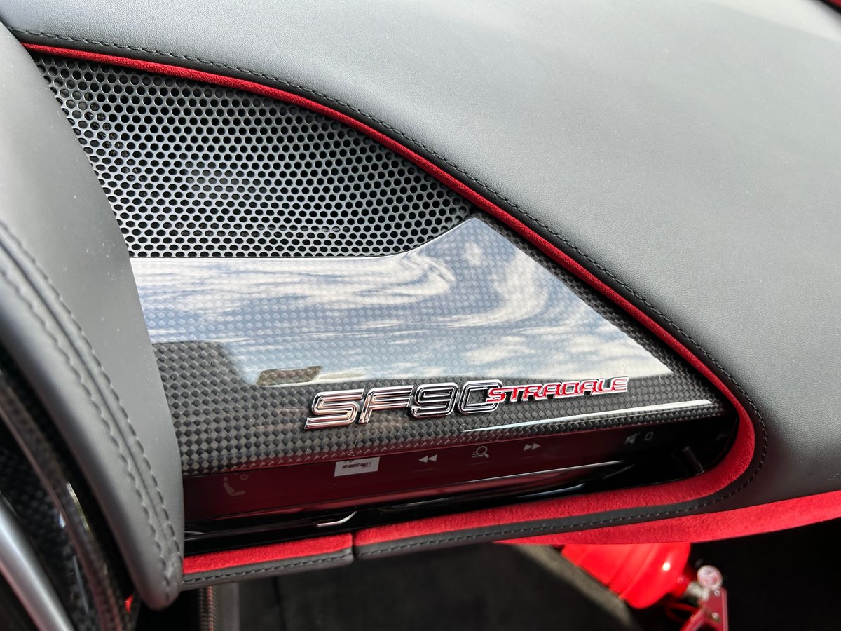 FERRARI SF90 Stradale, Plug-in-Hybrid Benzina/Elettrica, Occasioni / Usate, Automatico - 7
