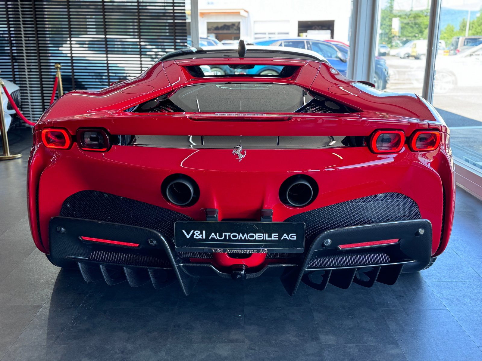FERRARI SF90 Stradale, Plug-in-Hybrid Petrol/Electric, Second hand / Used, Automatic - 6
