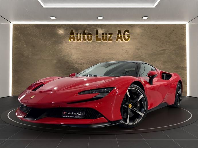 FERRARI SF90 Stradale, Plug-in-Hybrid Benzin/Elektro, Occasion / Gebraucht, Automatik