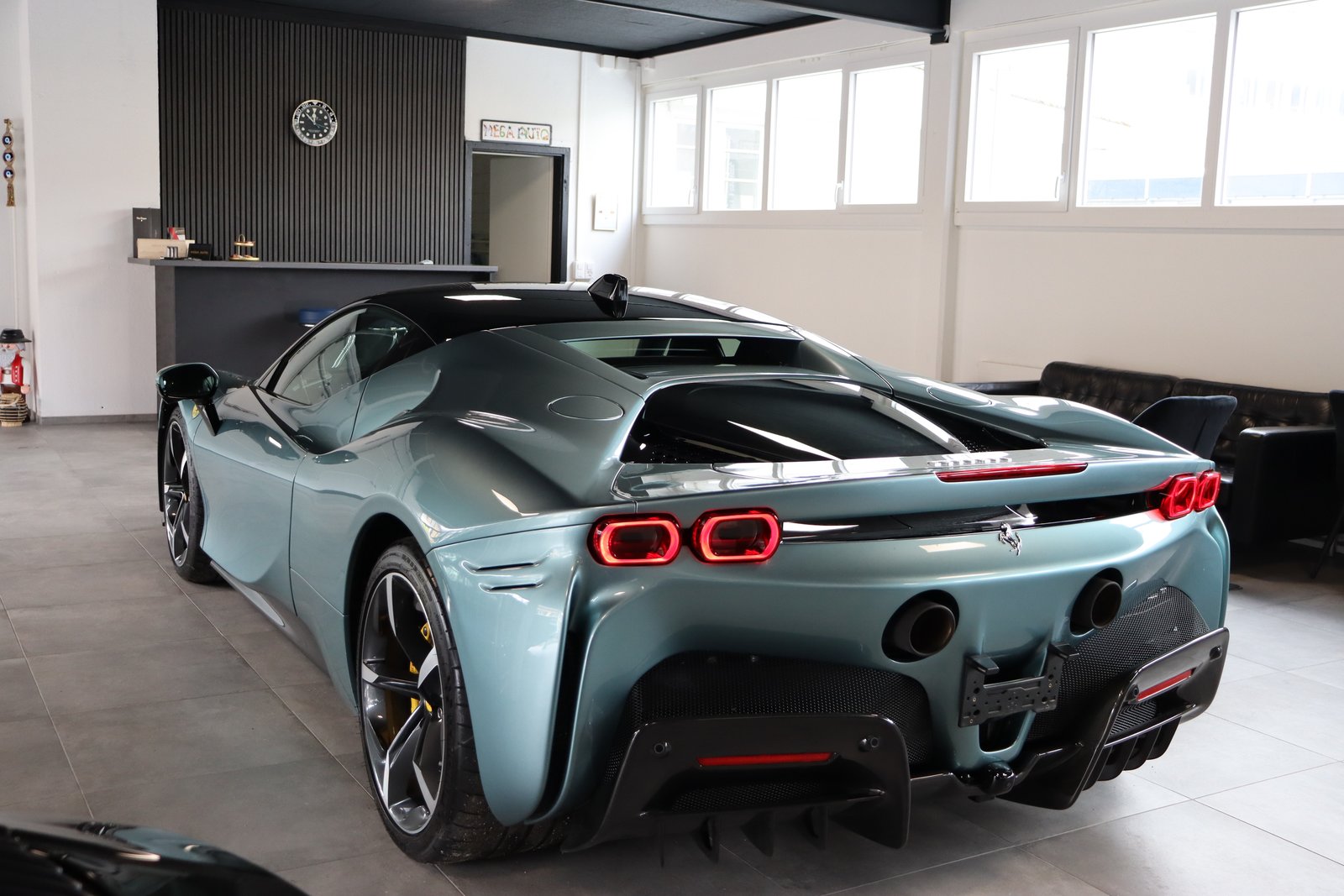 FERRARI SF90 Stradale, Plug-in-Hybrid Benzina/Elettrica, Occasioni / Usate, Automatico - 6