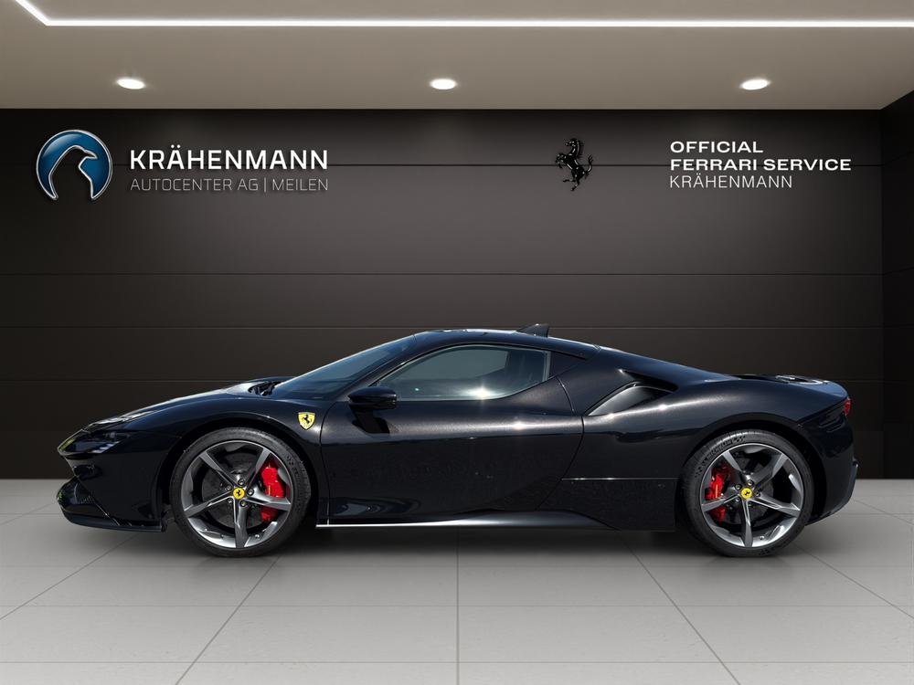 FERRARI SF90 Stradale 4.0, Plug-in-Hybrid Benzin/Elektro, Occasion / Gebraucht, Automatik - 2