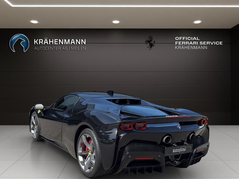 FERRARI SF90 Stradale 4.0, Plug-in-Hybrid Benzin/Elektro, Occasion / Gebraucht, Automatik - 3