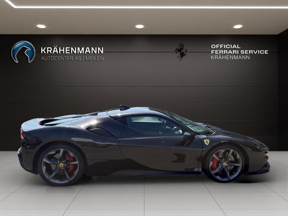 FERRARI SF90 Stradale 4.0, Plug-in-Hybrid Benzin/Elektro, Occasion / Gebraucht, Automatik - 6