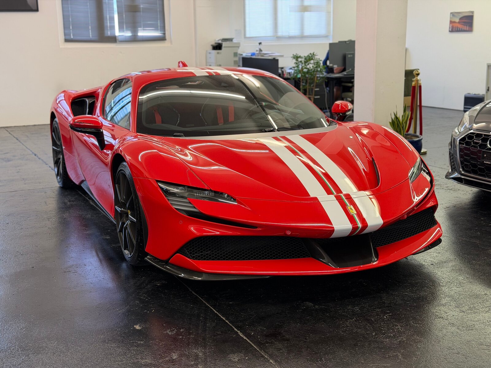 FERRARI SF90 Stradale, Plug-in-Hybrid Benzina/Elettrica, Occasioni / Usate, Automatico - 3