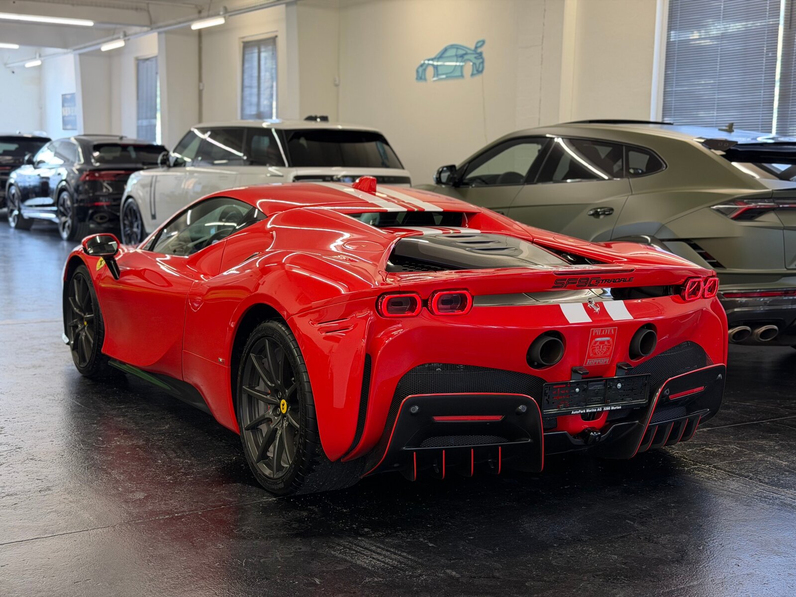 FERRARI SF90 Stradale, Plug-in-Hybrid Benzina/Elettrica, Occasioni / Usate, Automatico - 4