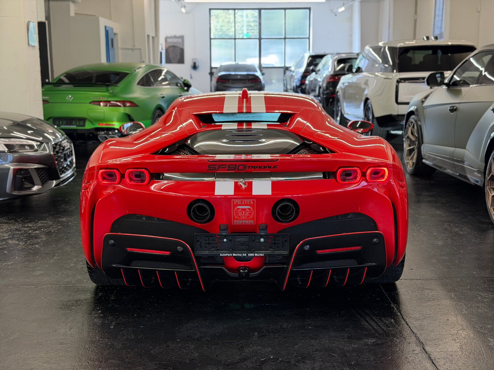 FERRARI SF90 Stradale, Plug-in-Hybrid Benzina/Elettrica, Occasioni / Usate, Automatico - 5