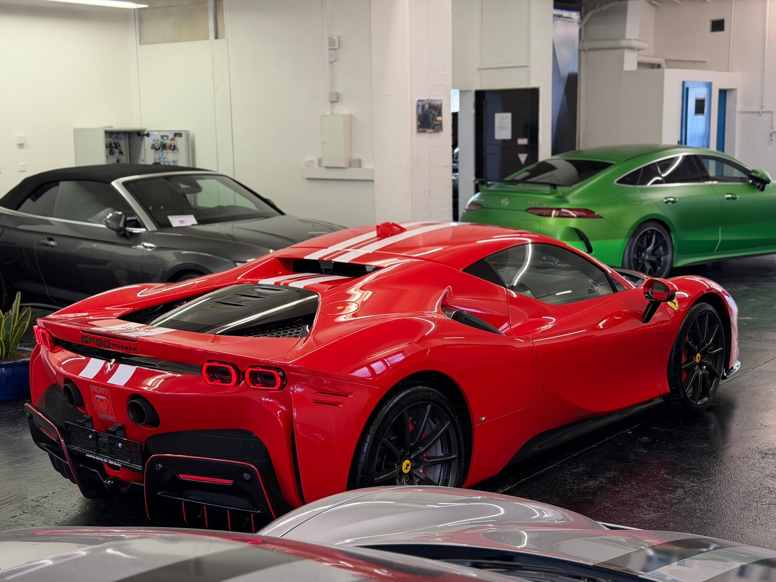 FERRARI SF90 Stradale, Plug-in-Hybrid Benzina/Elettrica, Occasioni / Usate, Automatico - 7