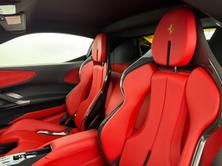 FERRARI SF90 Stradale, Plug-in-Hybrid Petrol/Electric, Second hand / Used, Automatic - 6