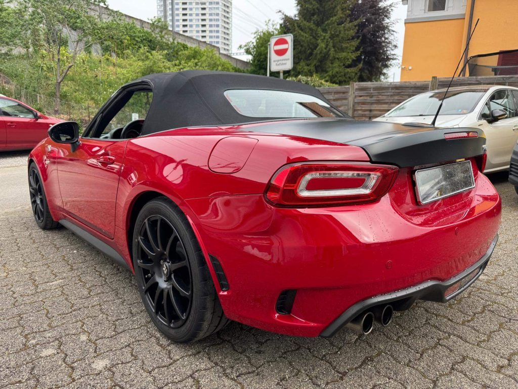 FIAT 124 Spider 1.4 MultiAir, Benzin, Occasion / Gebraucht, Automatik - 6
