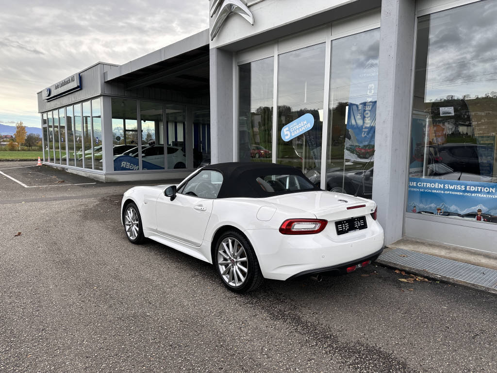 FIAT 124 Spider 1.4 MultiAir Lusso, Essence, Occasion / Utilisé, Manuelle - 3