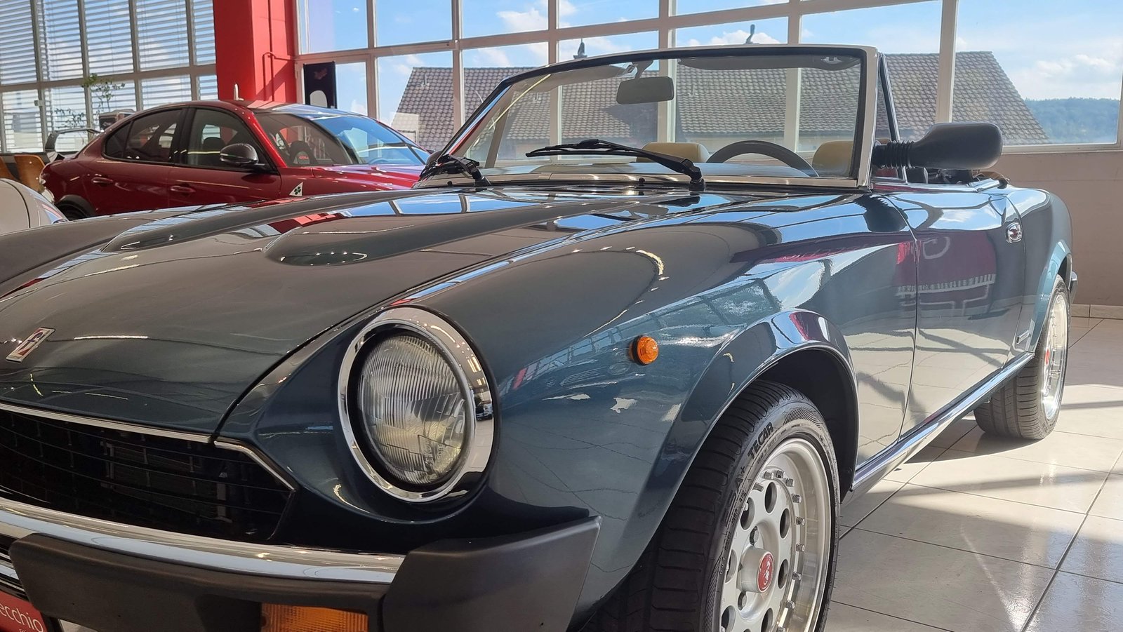 FIAT 124 Spidereuropa 2.0 i.e Azzurra, Essence, Occasion / Utilisé, Manuelle - 2
