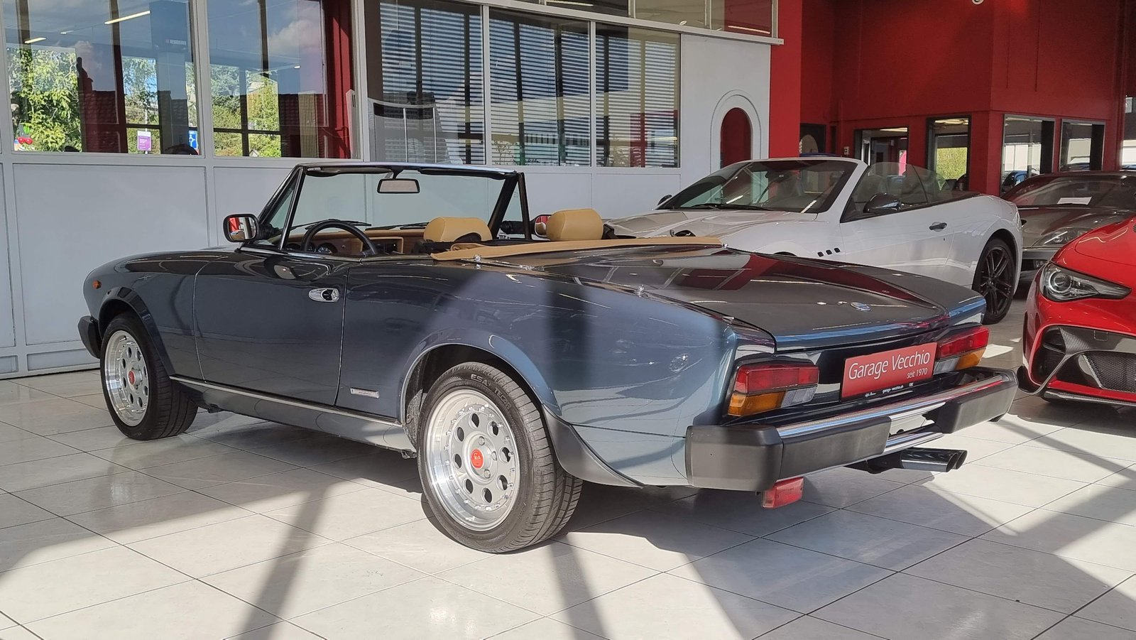 FIAT 124 Spidereuropa 2.0 i.e Azzurra, Essence, Occasion / Utilisé, Manuelle - 5