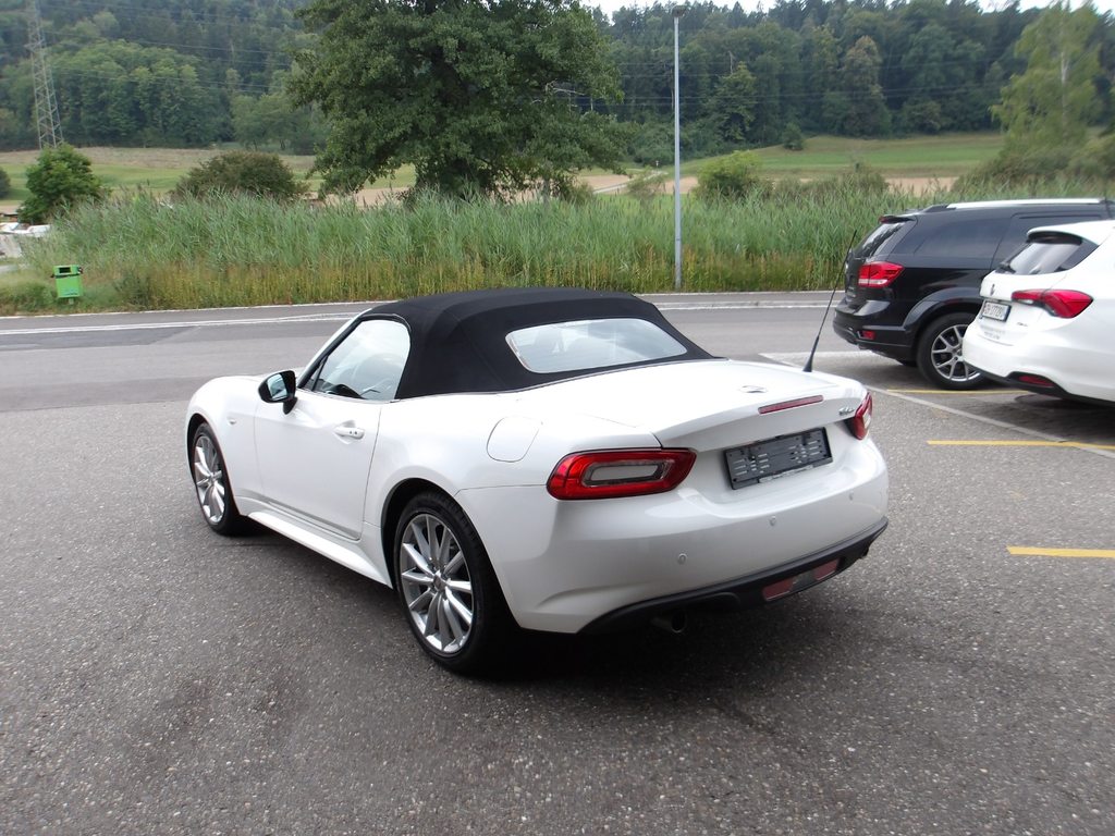 FIAT 124 Spider 1.4 MultiAir Lusso, Essence, Occasion / Utilisé, Automatique - 3