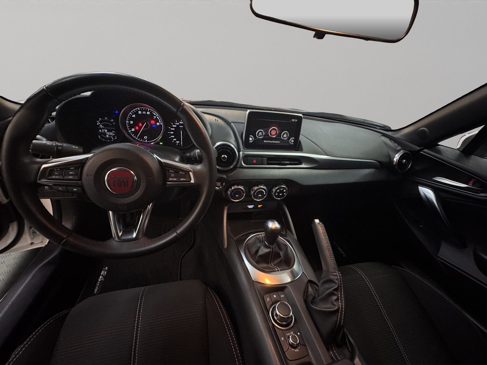 FIAT 124 Spider 1.4 MultiAir, Essence, Occasion / Utilisé, Manuelle - 6