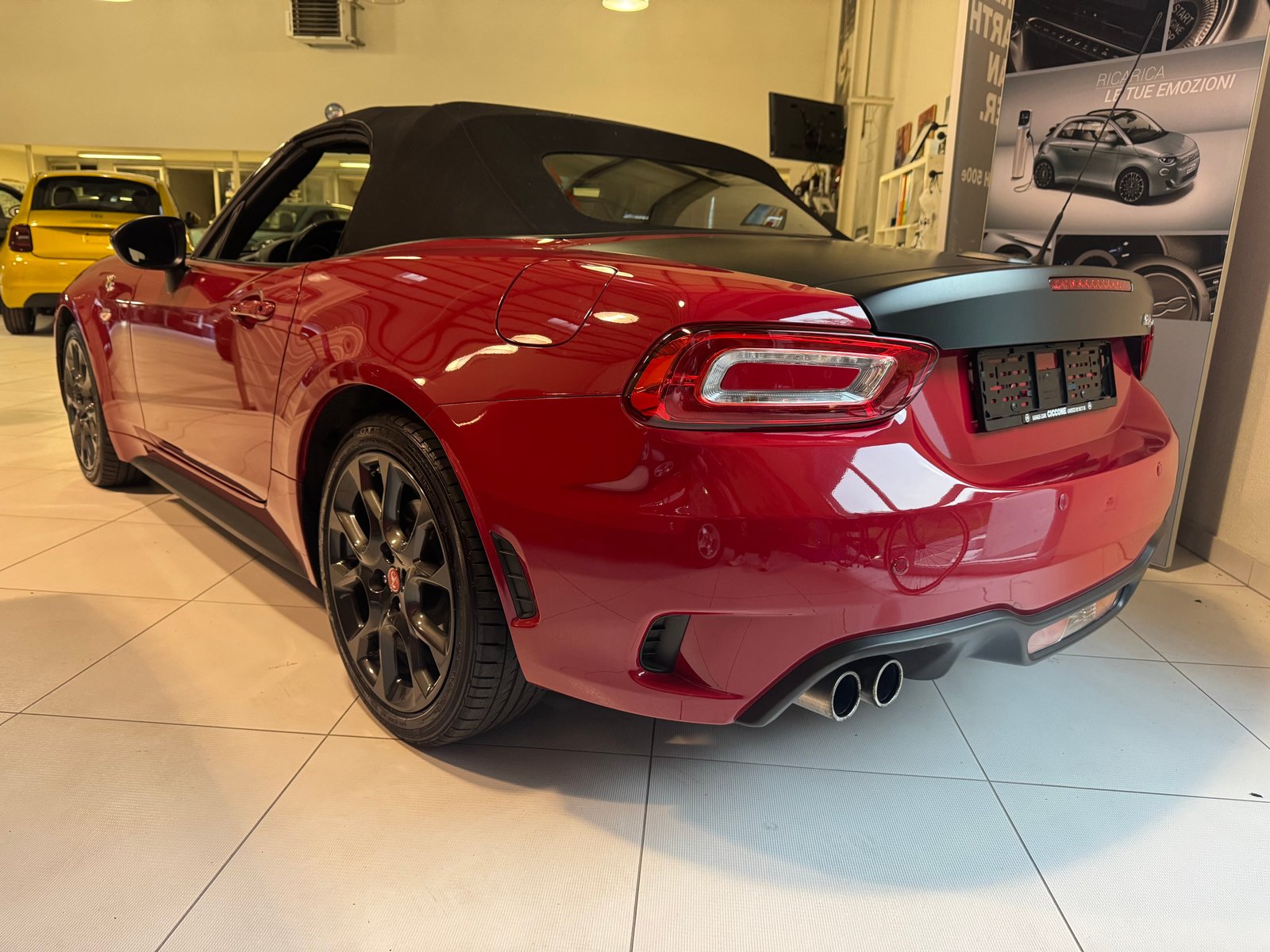 FIAT 124 Spider 1.4 TB Abarth Automatic, Essence, Occasion / Utilisé, Automatique - 4