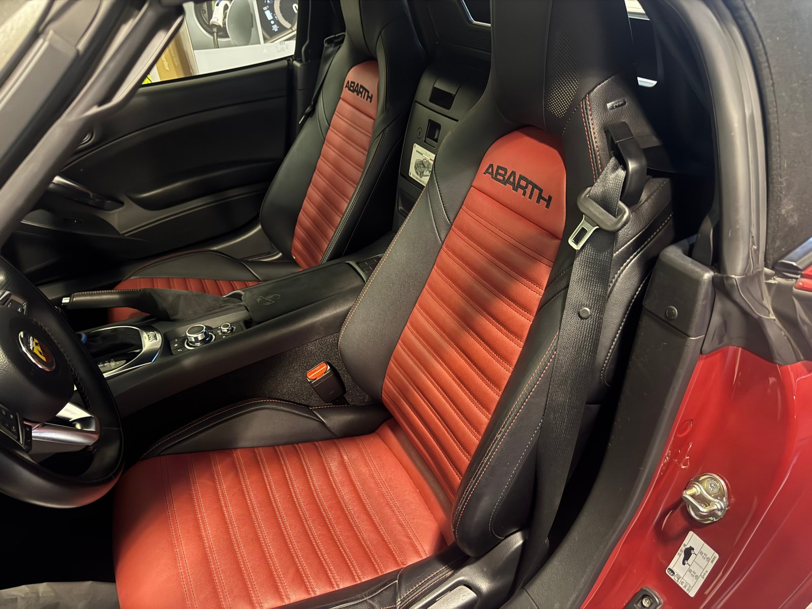 FIAT 124 Spider 1.4 TB Abarth Automatic, Essence, Occasion / Utilisé, Automatique - 7