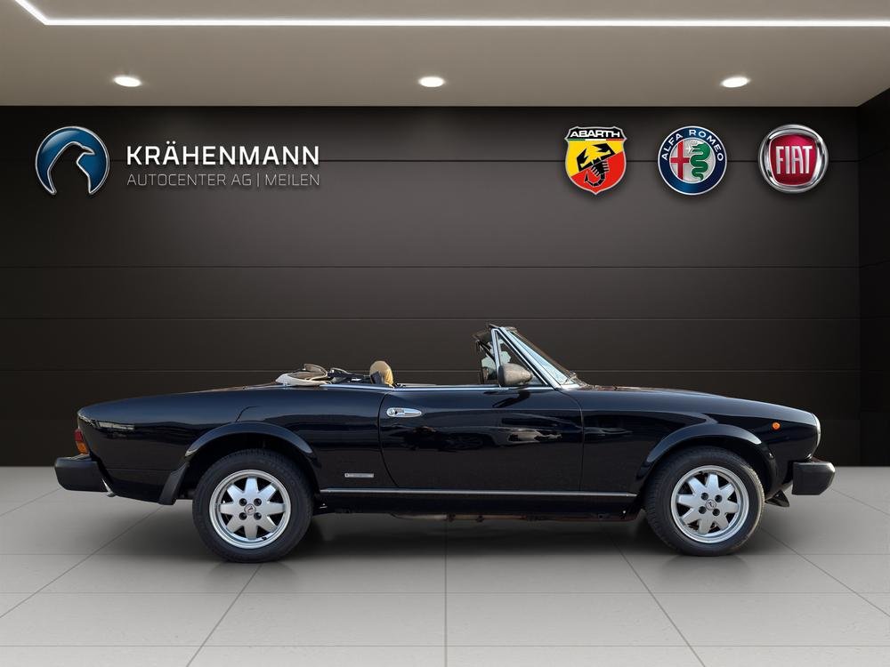 FIAT 124 Spider Pinifarina Europa 2.0 ie, Essence, Occasion / Utilisé, Manuelle - 6
