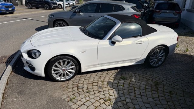FIAT 124 Spider 1.4 MultiAir Lusso, Petrol, Second hand / Used, Manual - 2