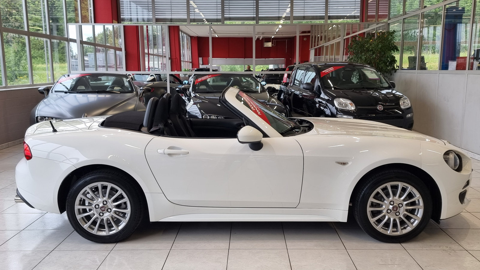 FIAT 124 Spider 1.4 MultiAir, Petrol, Second hand / Used, Manual - 7