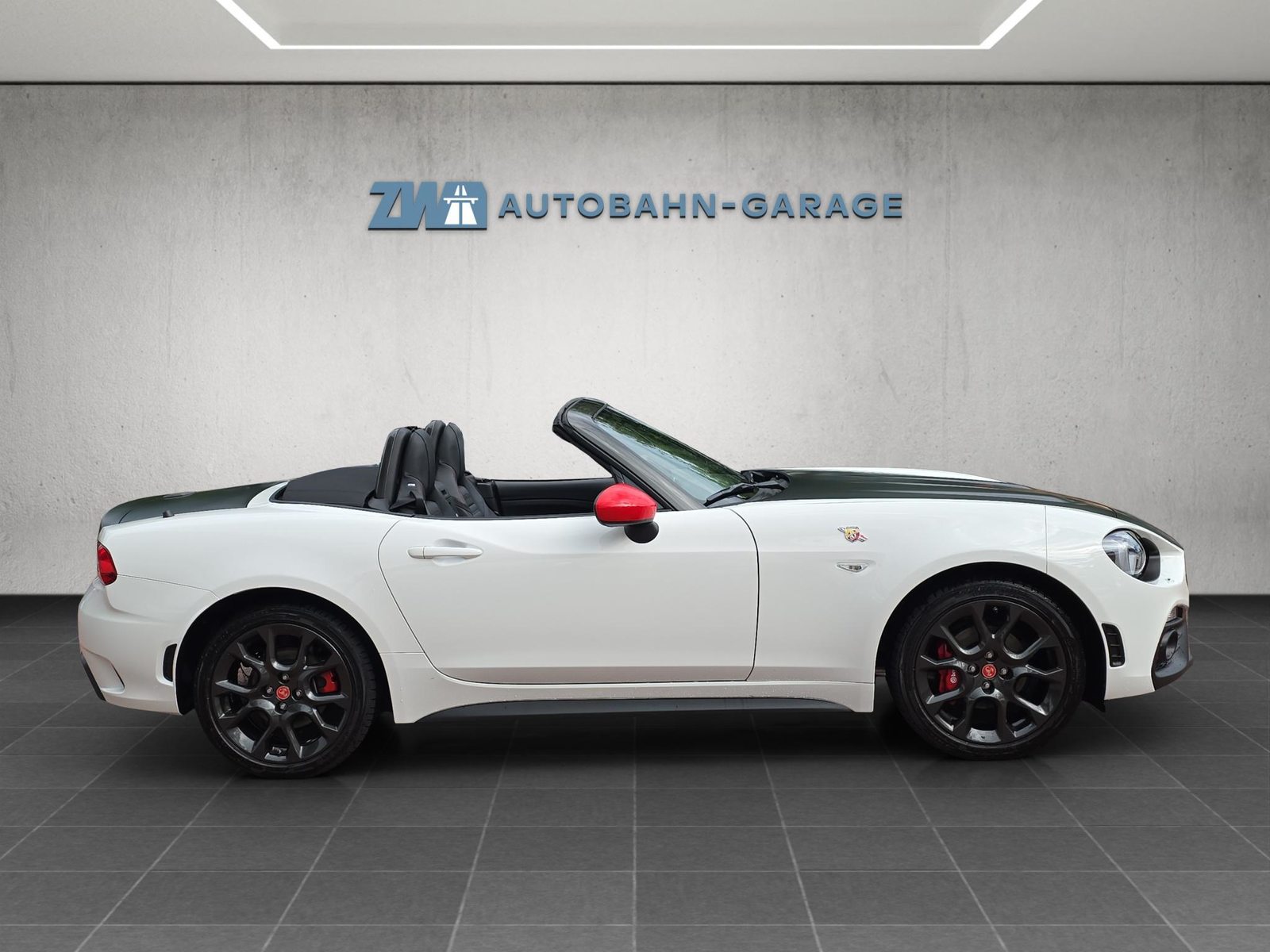 FIAT 124 Abarth Spider 1.4 MultiAir, Benzin, Occasion / Gebraucht, Automatik - 6