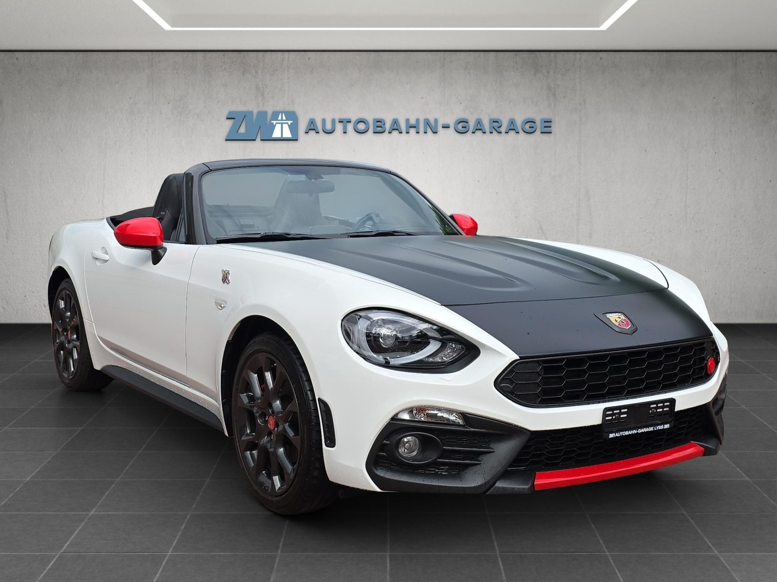 FIAT 124 Abarth Spider 1.4 MultiAir, Benzin, Occasion / Gebraucht, Automatik - 7