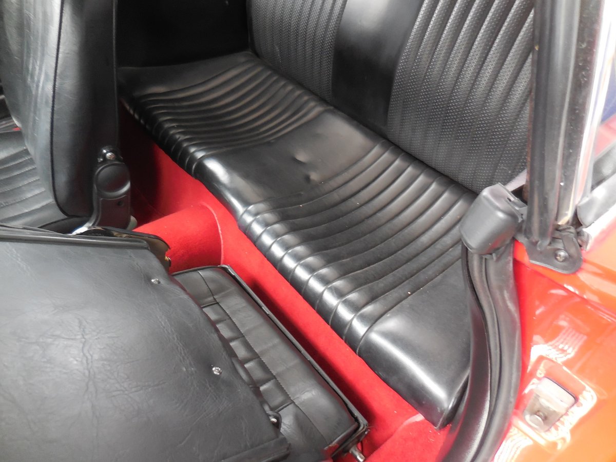 FIAT 124 Spider, Petrol, Classic, Manual - 6