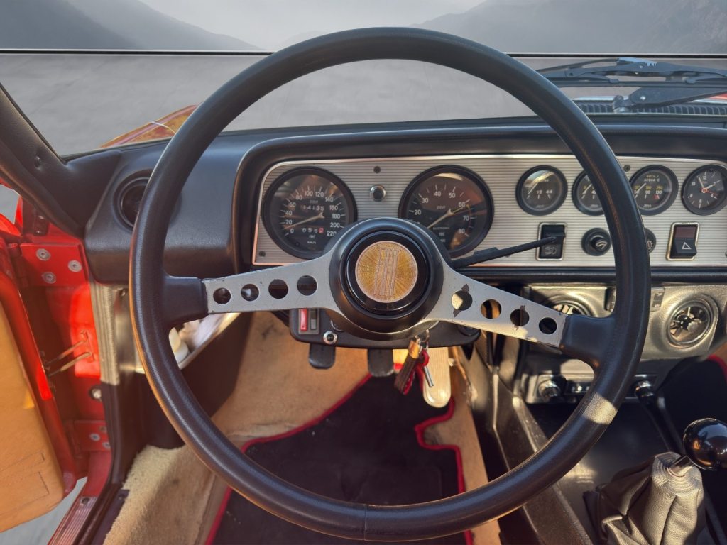 FIAT 124 Spider Sport, Benzin, Oldtimer, Handschaltung - 6