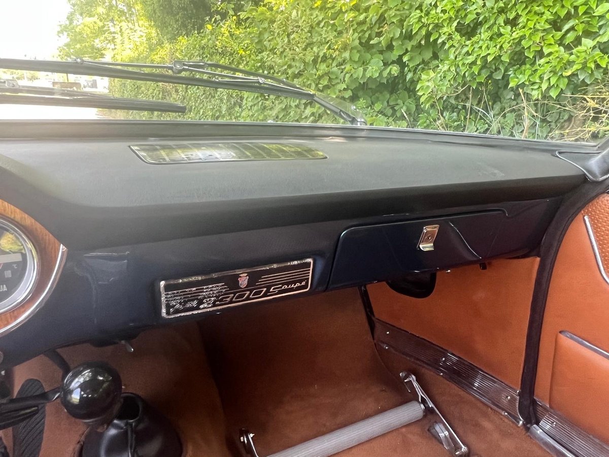 FIAT 2300 S Coupé Ghia, Essence, Voiture de collection, Manuelle - 7