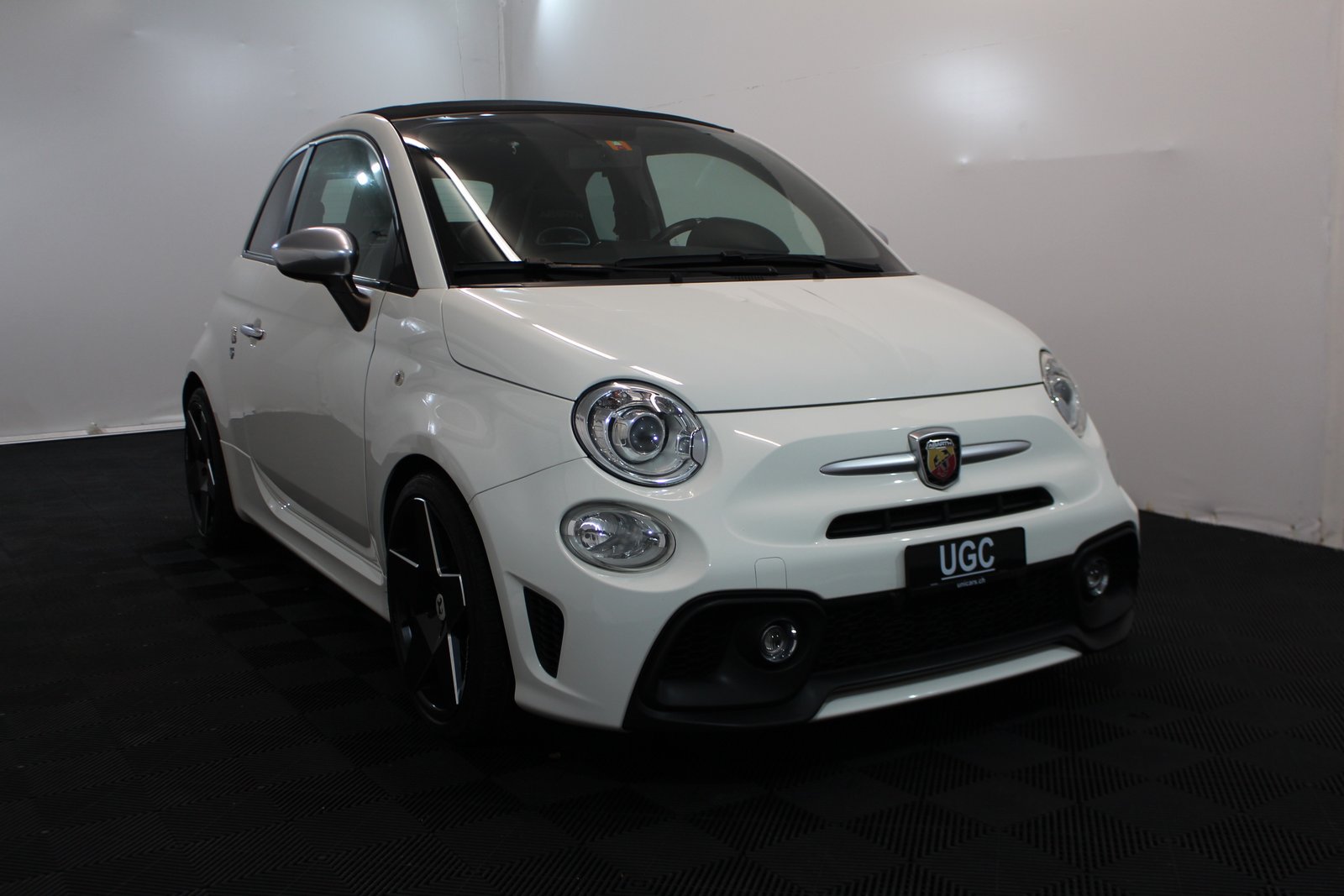 FIAT 595 C Abarth 1.4 T-Jet 165 Turismo