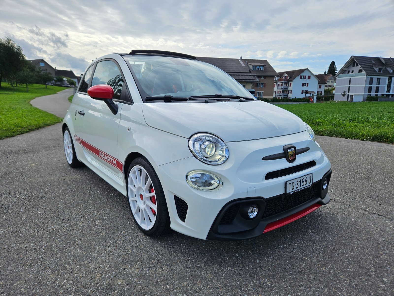 FIAT 595C 1.4 16V Turbo Abarth Esseesse, Petrol, Second hand / Used, Manual - 2
