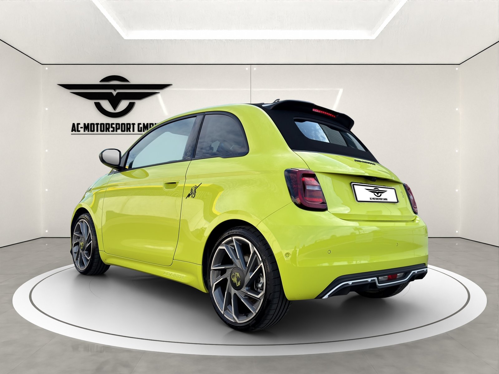 FIAT Abarth Cabrio 500e Scorpionissima, Elektro, Occasion / Gebraucht, Automatik - 3