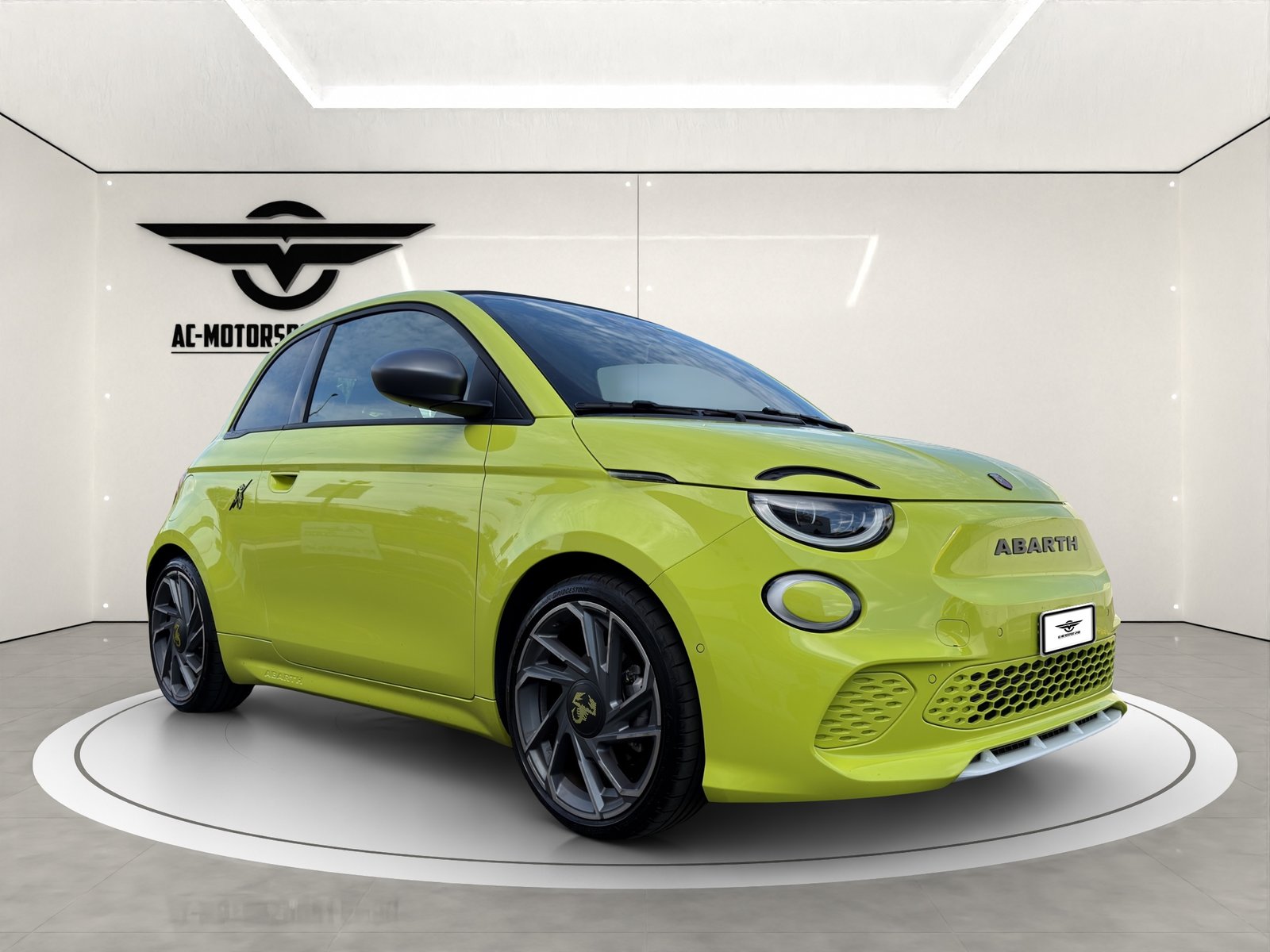 FIAT Abarth Cabrio 500e Scorpionissima, Elektro, Occasion / Gebraucht, Automatik - 4