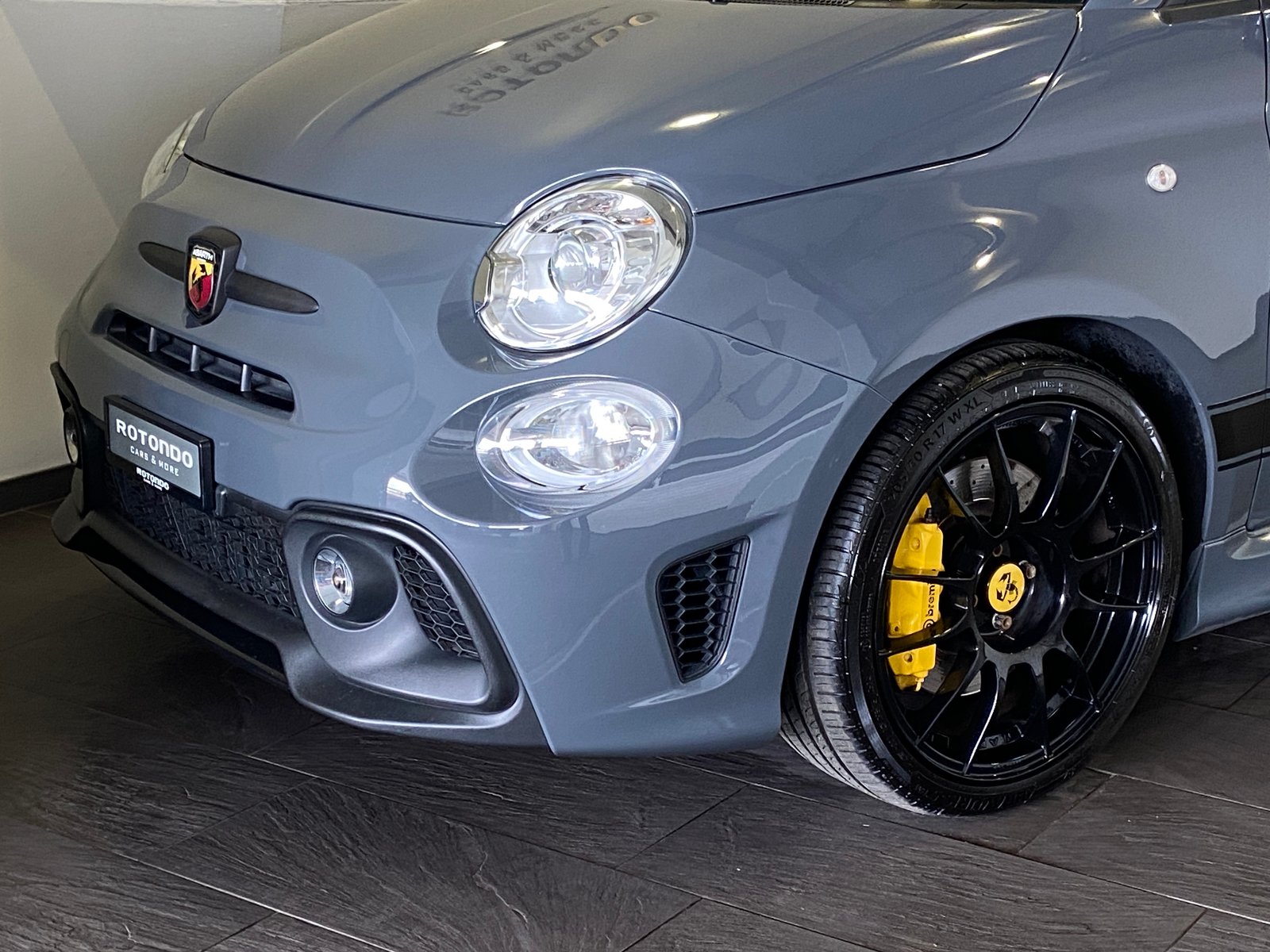 FIAT 595 Cabrio 1.4 16V Turbo Abarth Competizione Dualogic -, Petrol, Second hand / Used, Automatic - 4