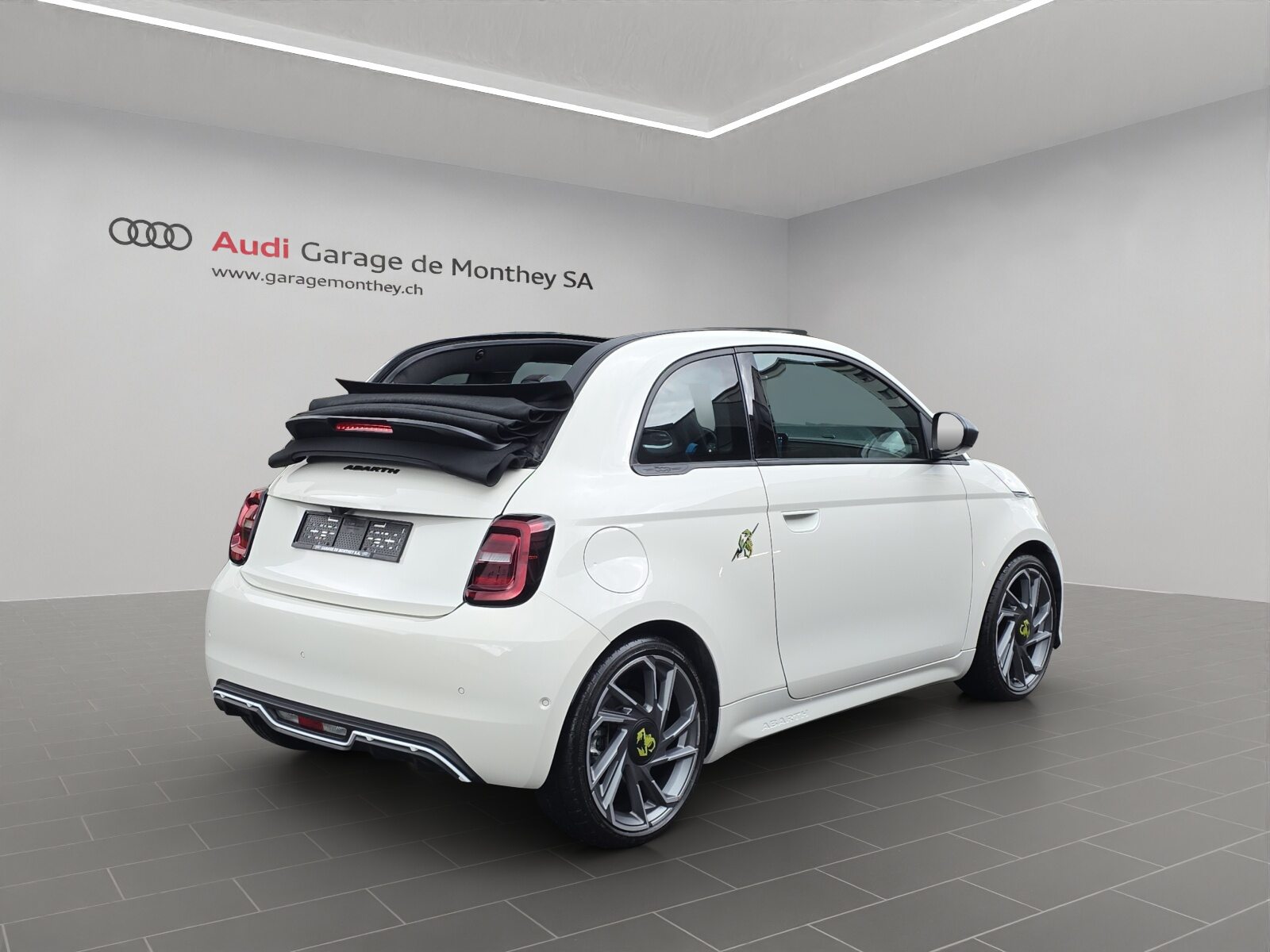FIAT Abarth C 500e Turismo, Électrique, Occasion / Utilisé, Automatique - 4