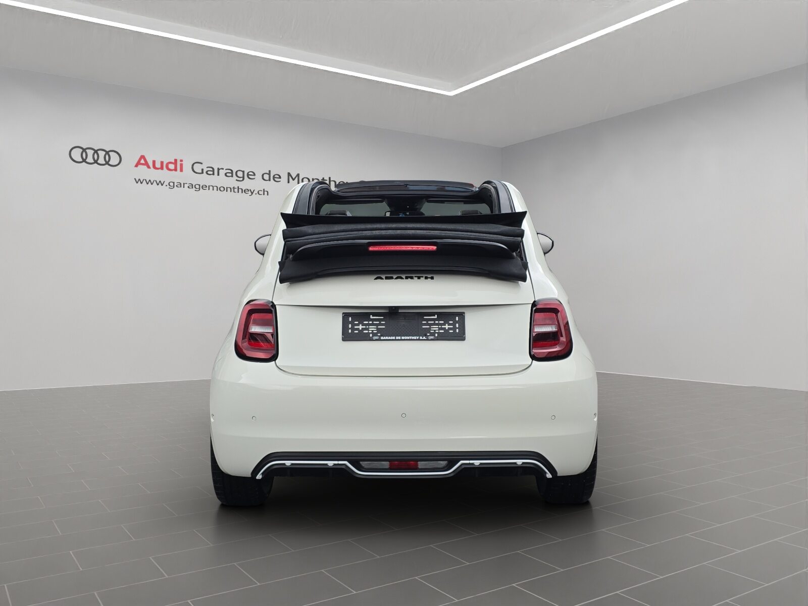 FIAT Abarth C 500e Turismo, Électrique, Occasion / Utilisé, Automatique - 5