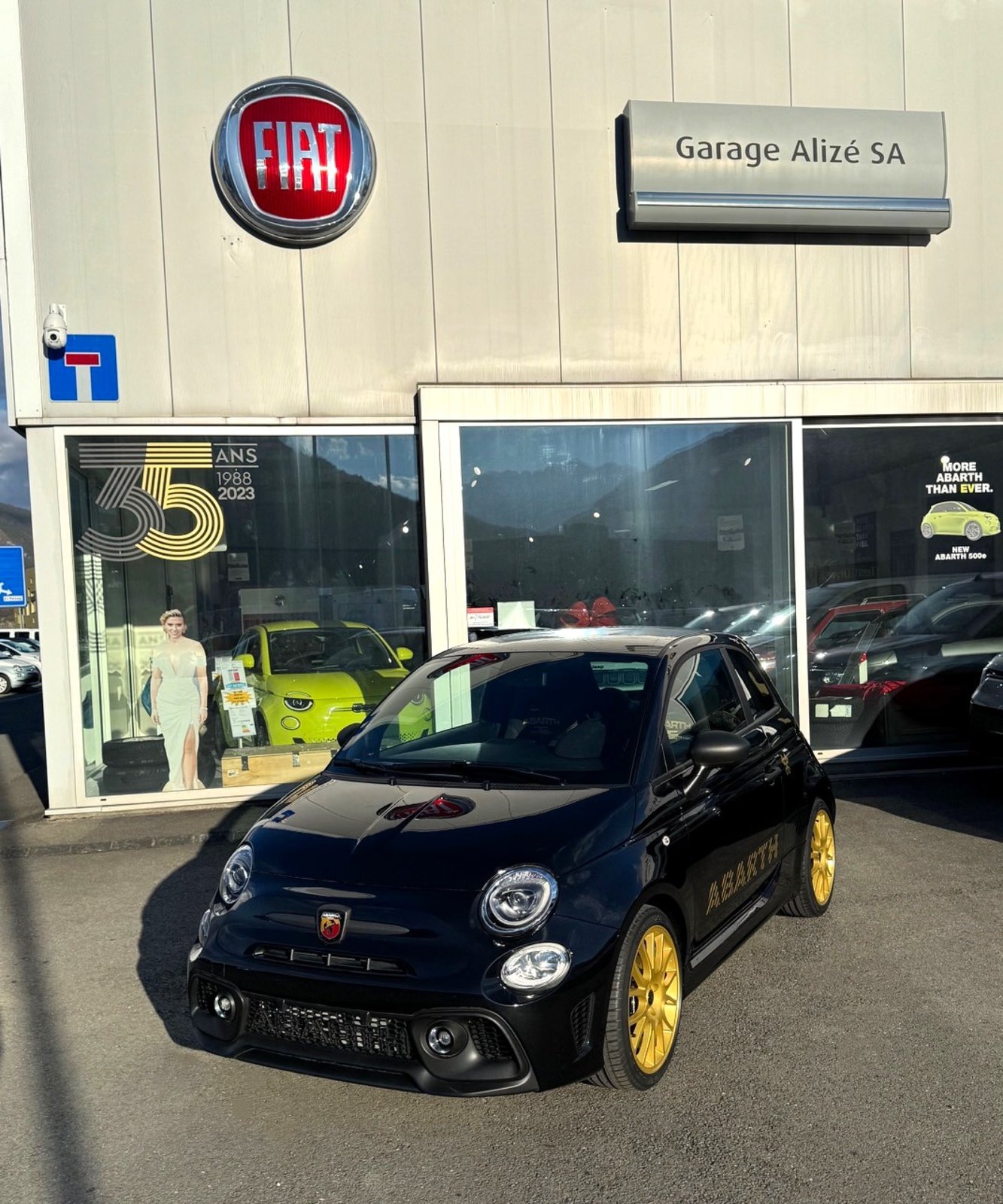 FIAT 695 1.4 16V Turbo Abarth 75e Anniversario