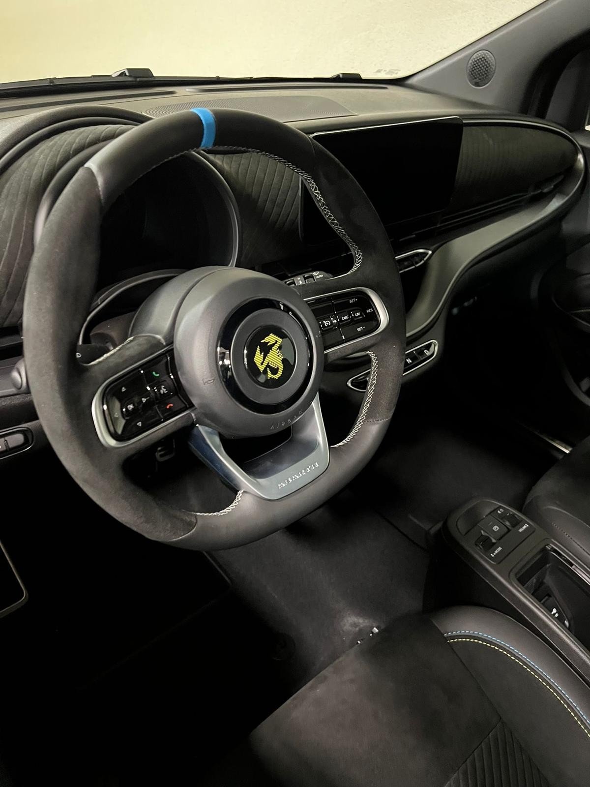 FIAT Abarth 500e Turismo, Electric, New car, Automatic - 7