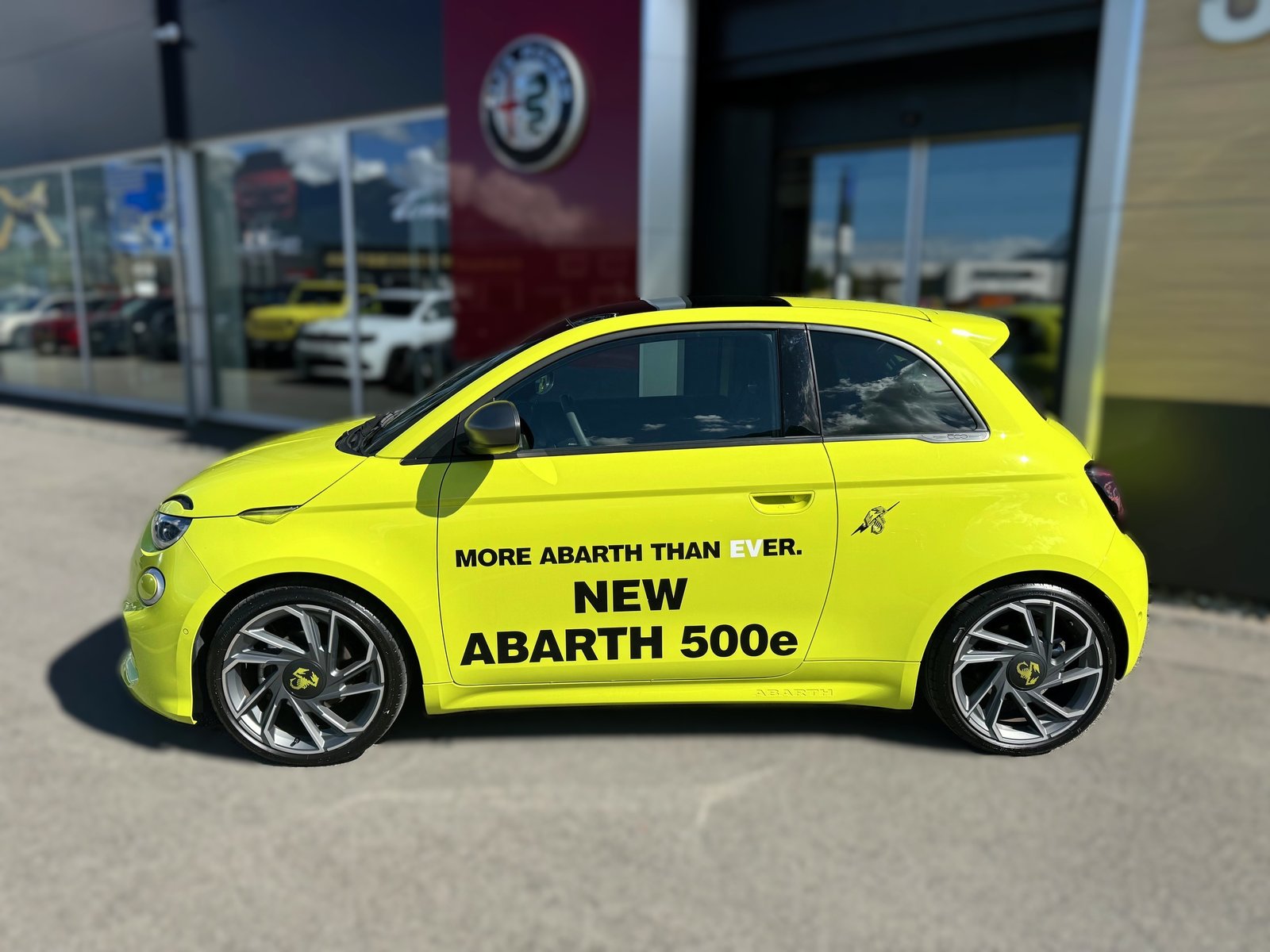 FIAT Abarth 500e Scorpionissima, Elettrica, Occasioni / Usate, Automatico - 3