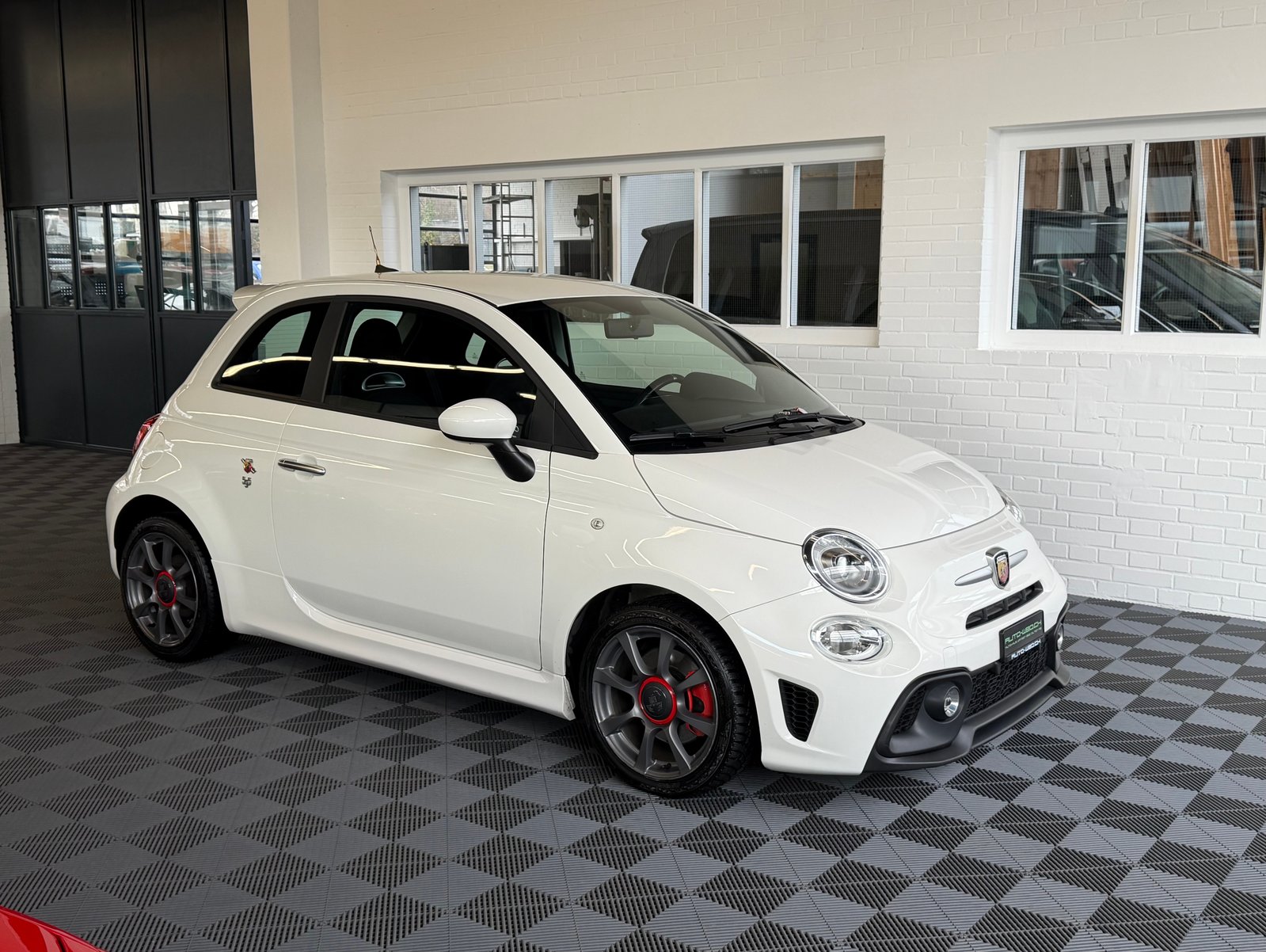 FIAT 595 1.4 16V Turbo 145 PS Abarth Dualogic