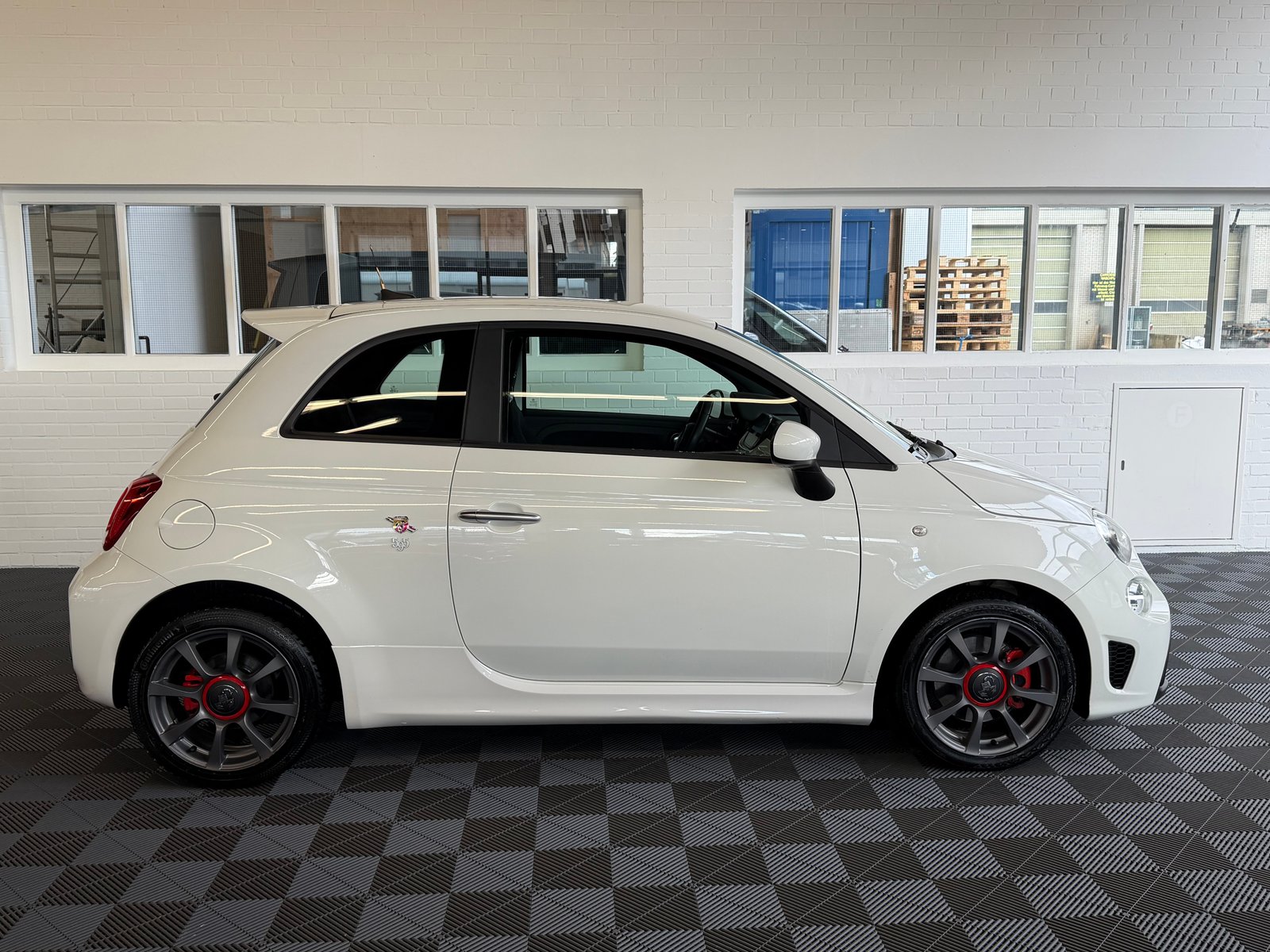FIAT 595 1.4 16V Turbo 145 PS Abarth Dualogic, Benzina, Occasioni / Usate, Automatico - 2