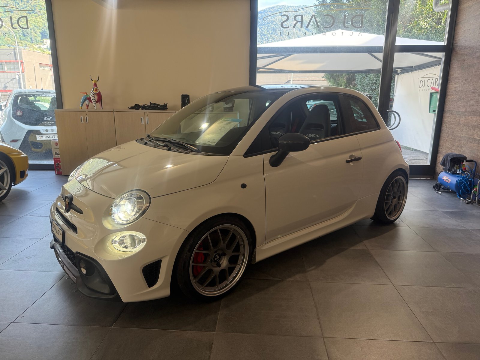 FIAT 595 1.4 16V Turbo Abarth Competizione 110 Anniv., Petrol, Second hand / Used, Manual - 4