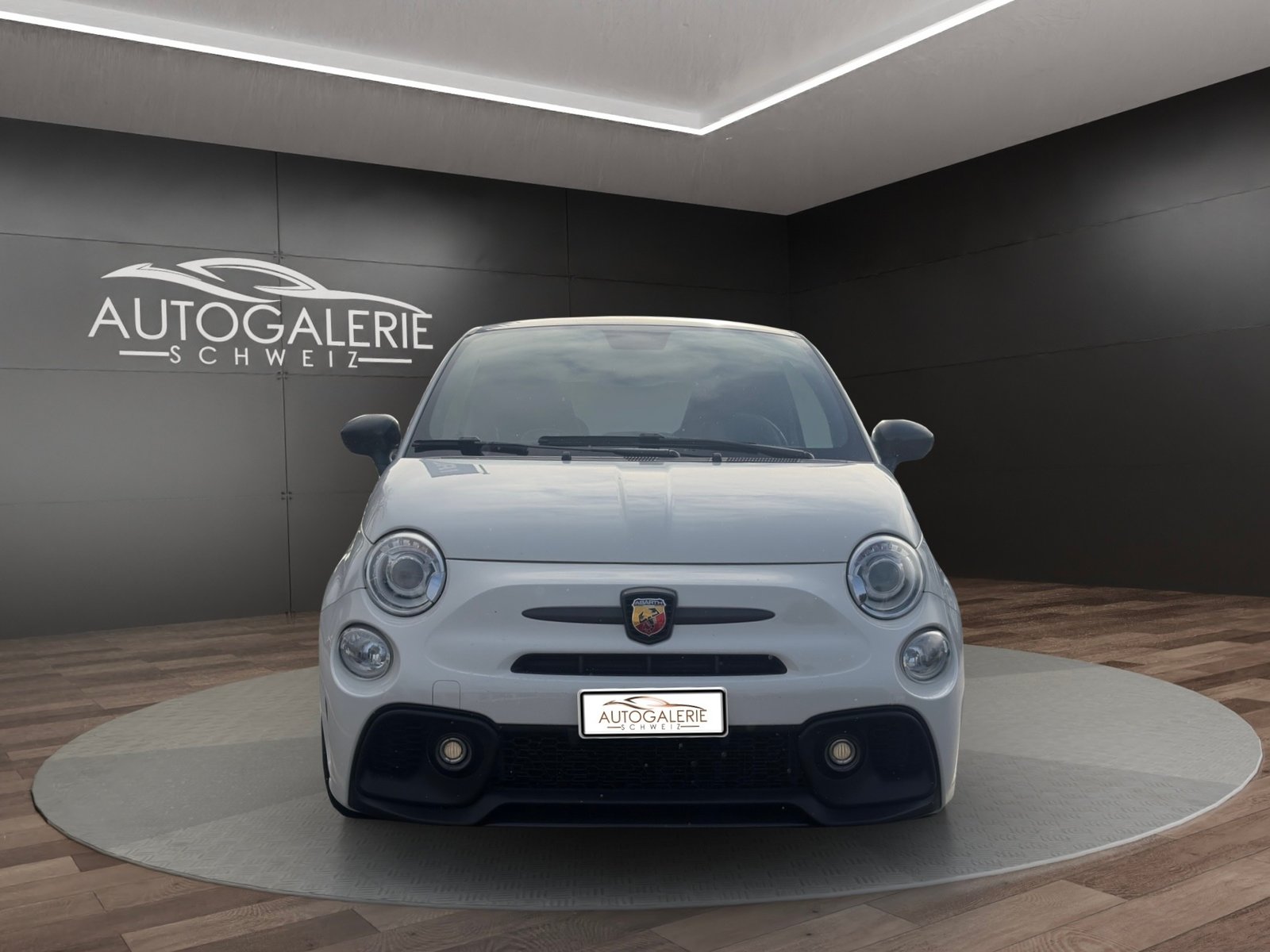 FIAT 595 1.4 16V Turbo Abarth Competizione CH Carbon Bi-Xen, Benzin, Occasion / Gebraucht, Handschaltung - 7