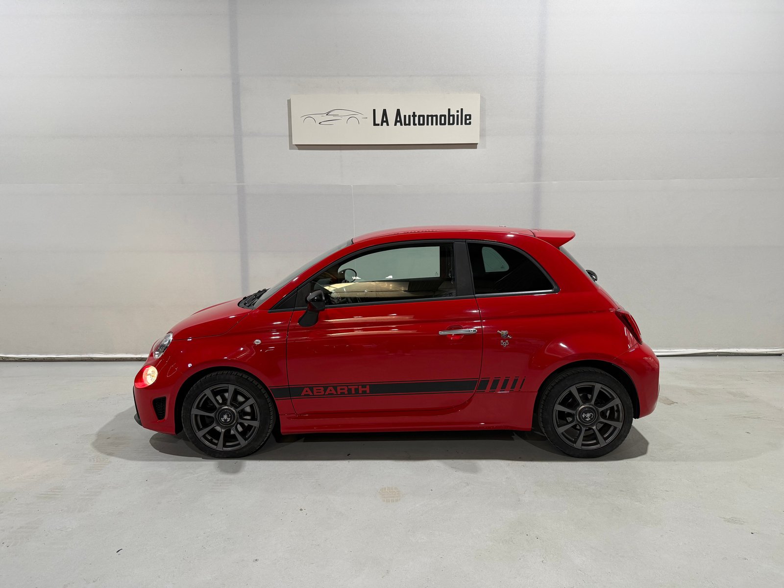 FIAT 595 1.4 16V Turbo Abarth Dualogic, Petrol, Second hand / Used, Automatic - 3