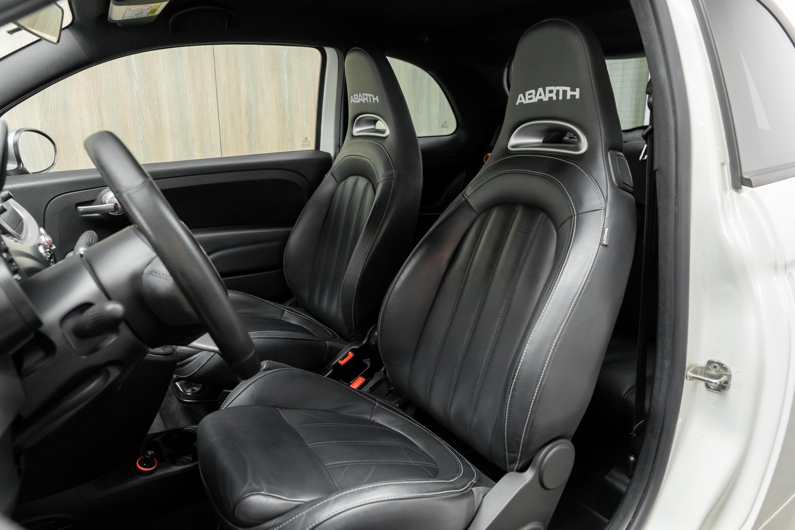 FIAT 595 1.4 16V Turbo Abarth Turismo, Essence, Occasion / Utilisé, Manuelle - 5
