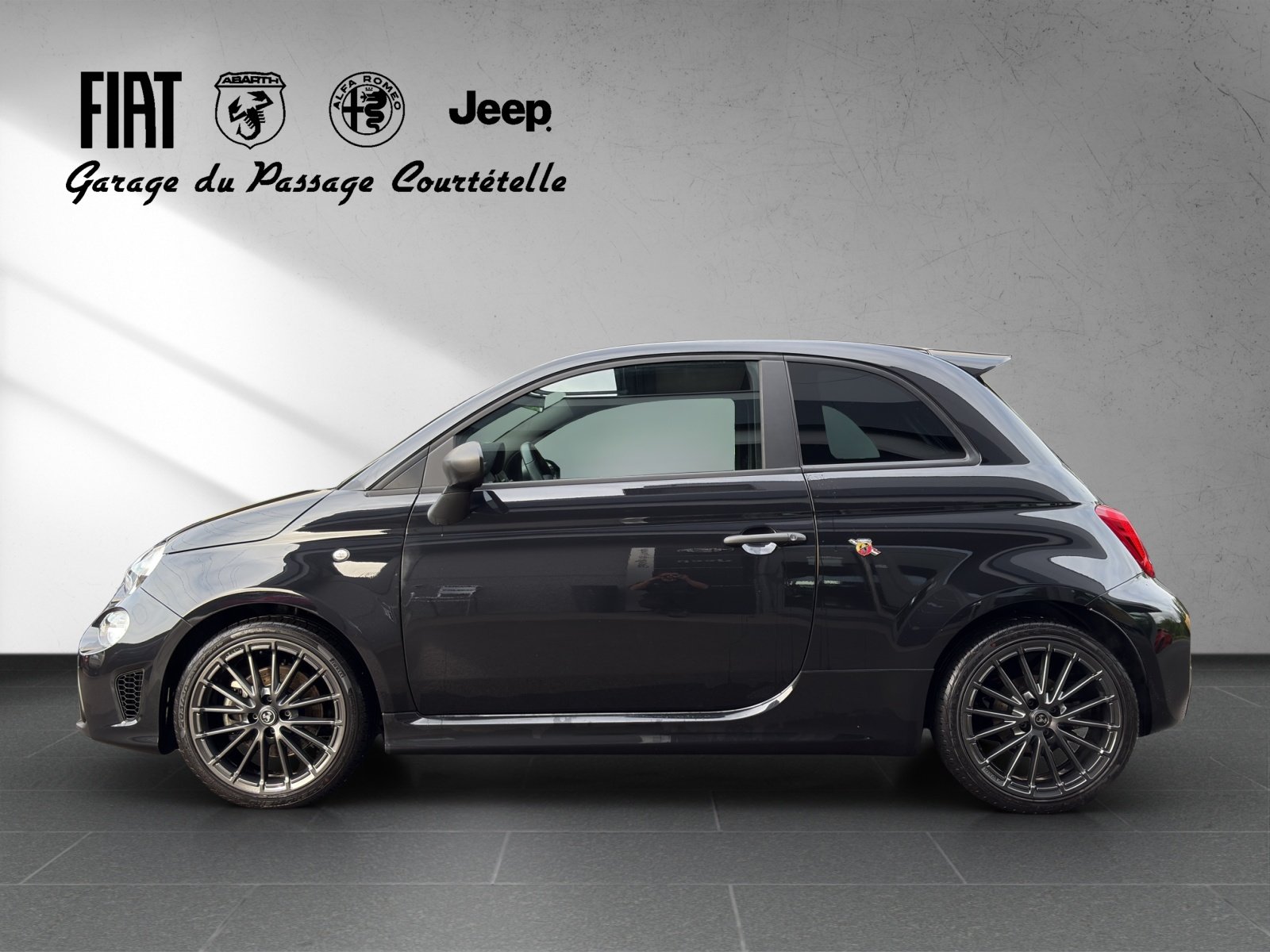 FIAT 595 1.4 16V Turbo Abarth 595 Premium Grand Prix Edition, Benzin, Occasion / Gebraucht, Handschaltung - 4