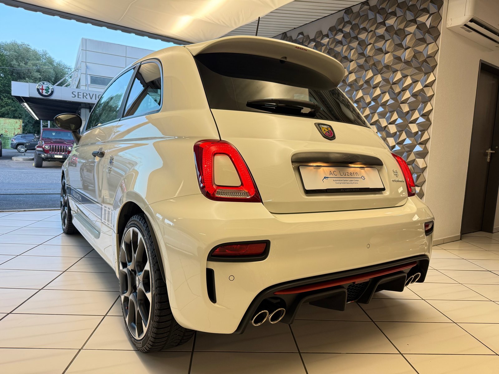 FIAT 595 1.4 16V Turbo Abarth Competizione Dualogic, Petrol, Second hand / Used, Automatic - 2