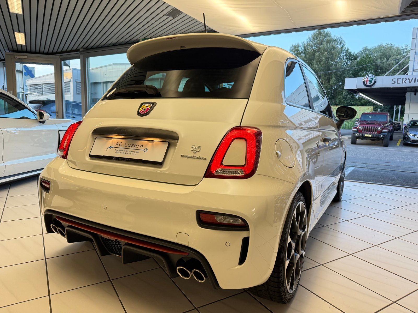 FIAT 595 1.4 16V Turbo Abarth Competizione Dualogic, Petrol, Second hand / Used, Automatic - 3