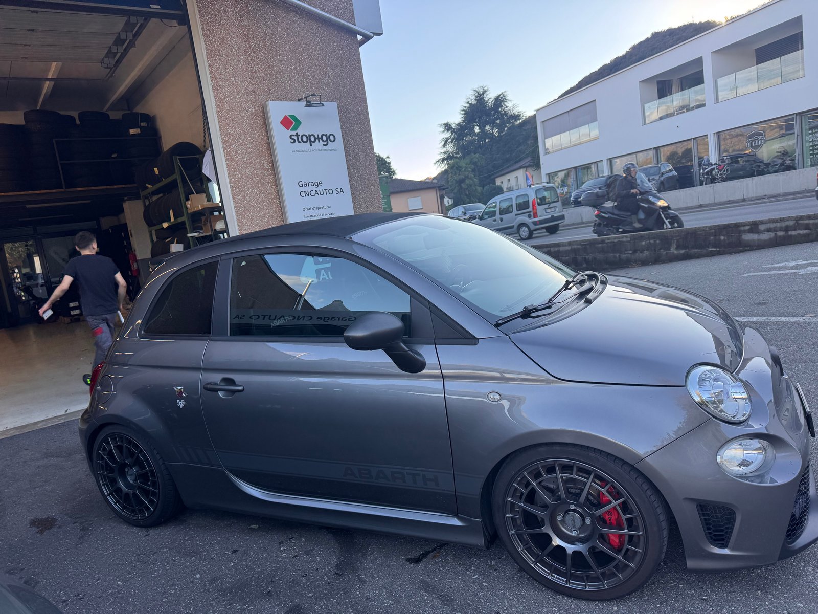 FIAT 595 1.4 16V Turbo Abarth Competizione Dualogic, Benzin, Occasion / Gebraucht, Automatik - 4